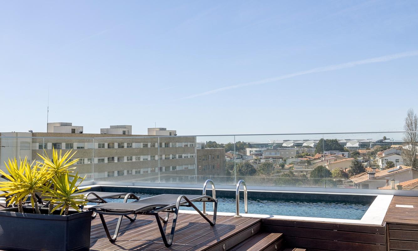 Oporto Airport & Business Hotel 4*
