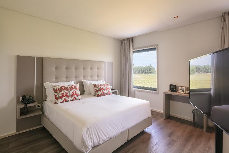 Oporto Airport & Business Hotel